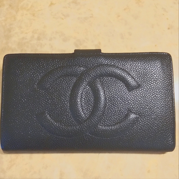CHANEL Handbags - Authentic Chanel wallet